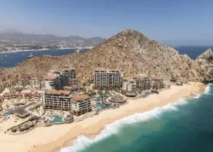 Grand Solmar Hotel